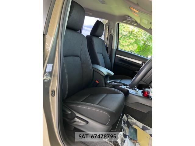 Toyota HILUX TRUCK 2022-10 7785557-13