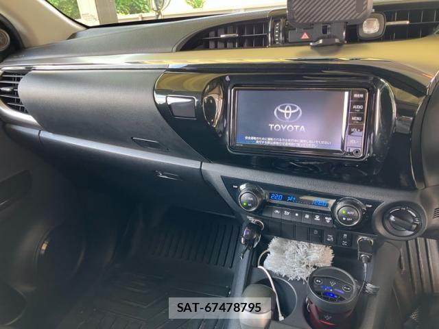 Toyota HILUX TRUCK 2022-10 7785557-15