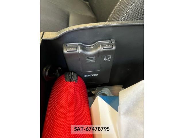Toyota HILUX TRUCK 2022-10 7785557-20