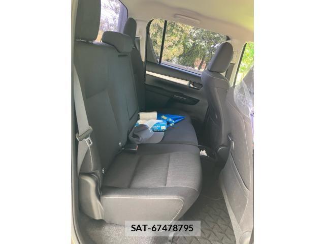 Toyota HILUX TRUCK 2022-10 7785557-21