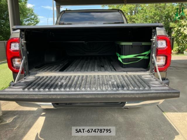 Toyota HILUX TRUCK 2022-10 7785557-25