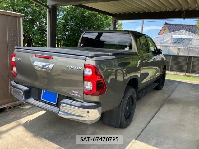 Toyota HILUX TRUCK 2022-10 7785557-4