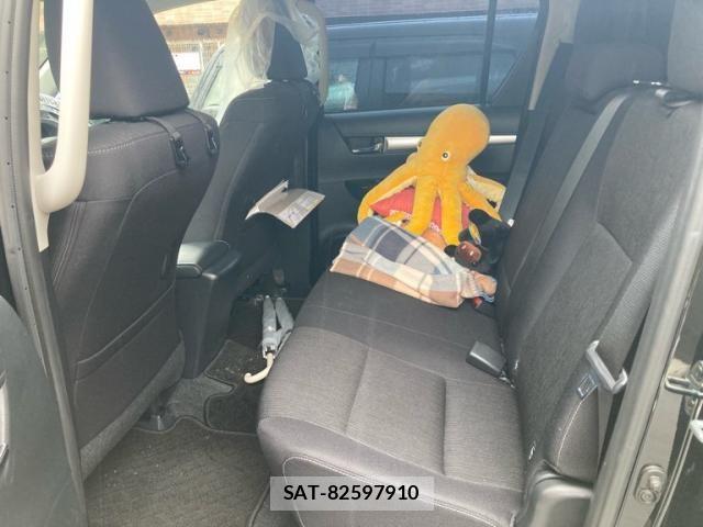Toyota HILUX TRUCK 2024-11 7785564-12