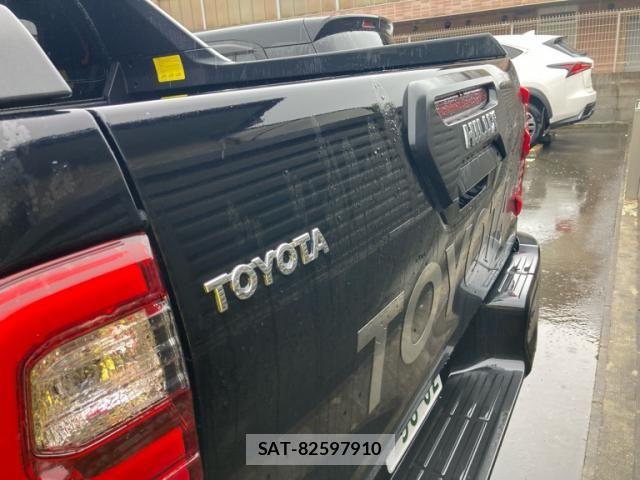 Toyota HILUX TRUCK 2024-11 7785564-15