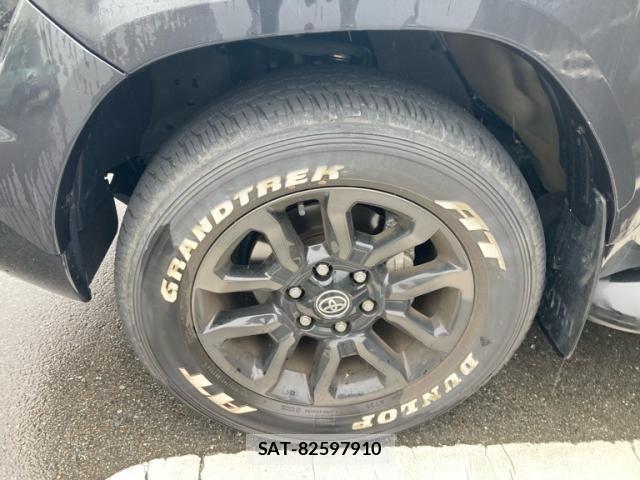 Toyota HILUX TRUCK 2024-11 7785564-16