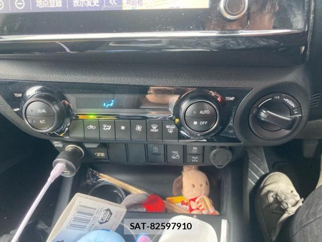 Toyota HILUX TRUCK 2024-11 7785564-24