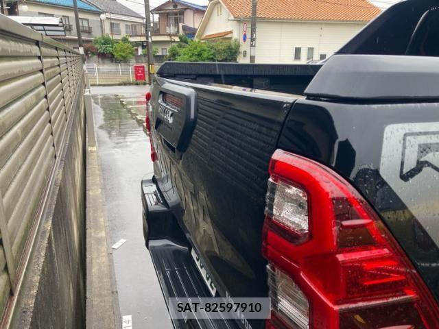 Toyota HILUX TRUCK 2024-11 7785564-7