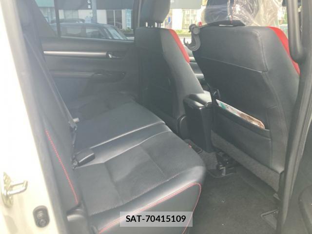 Toyota HILUX TRUCK 2022-03 7876841-13