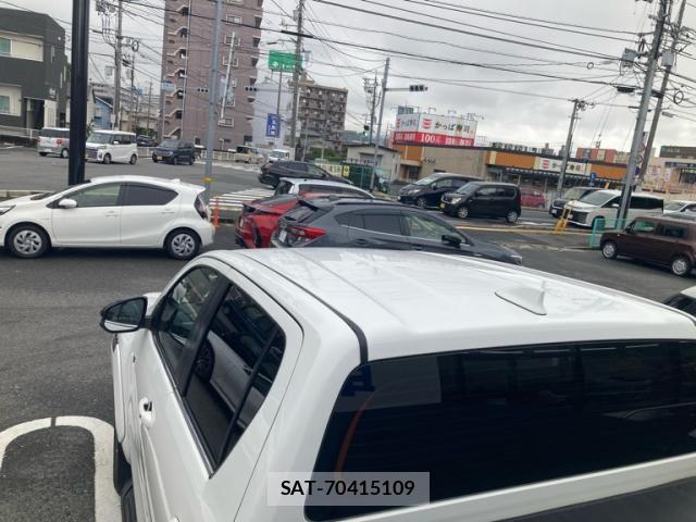 Toyota HILUX TRUCK 2022-03 7876841-2