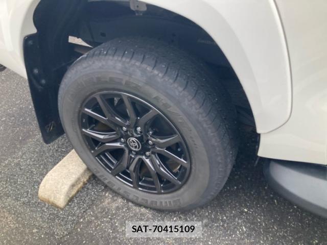 Toyota HILUX TRUCK 2022-03 7876841-8