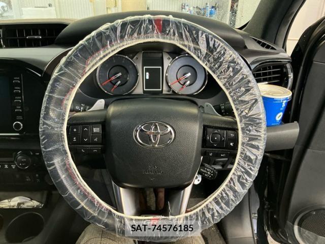 Toyota HILUX TRUCK 2022-07 7876839-14