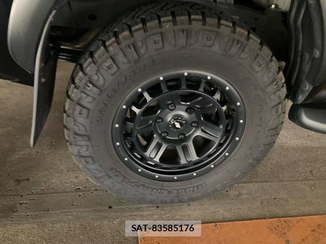 Toyota HILUX TRUCK 2019-07 7876843-4