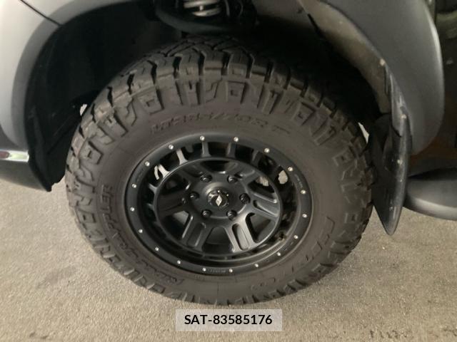 Toyota HILUX TRUCK 2019-07 7876843-6