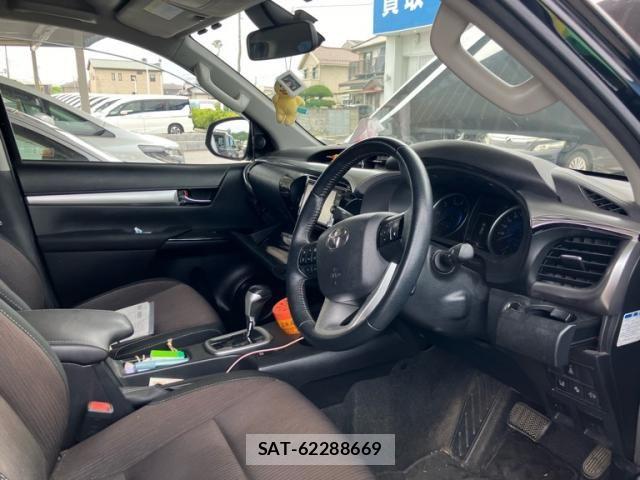 Toyota HILUX TRUCK 2018-09 7876846-10