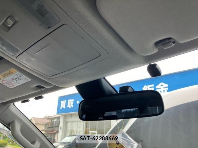 Toyota HILUX TRUCK 2018-09 7876846-18