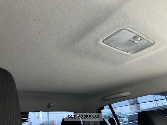 Toyota HILUX TRUCK 2018-09 7876846-19