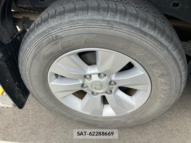 Toyota HILUX TRUCK 2018-09 7876846-3