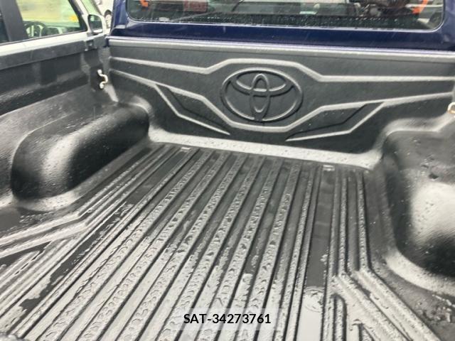 Toyota HILUX TRUCK 2022-10 7902711-9
