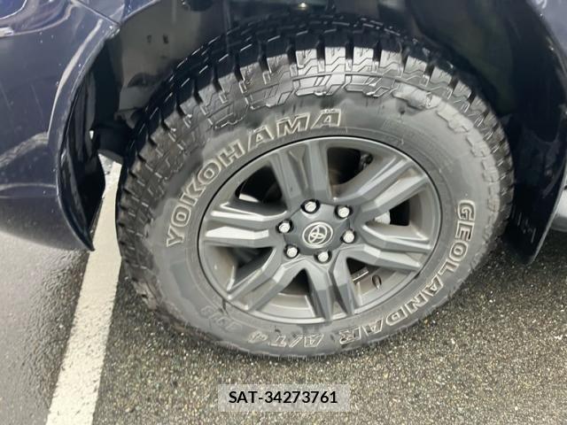 Toyota HILUX TRUCK 2022-10 7902711-4