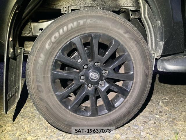 Toyota HILUX TRUCK 2019-01 7902713-12