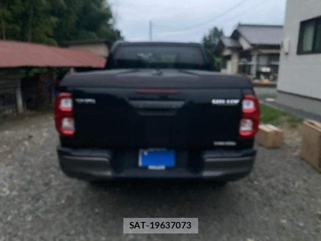 Toyota HILUX TRUCK 2019-01 7902713-3