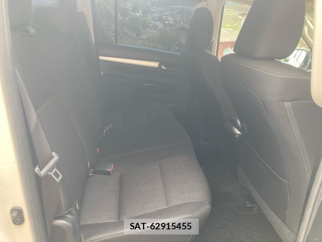 Toyota HILUX TRUCK 2021-04 7962023-13