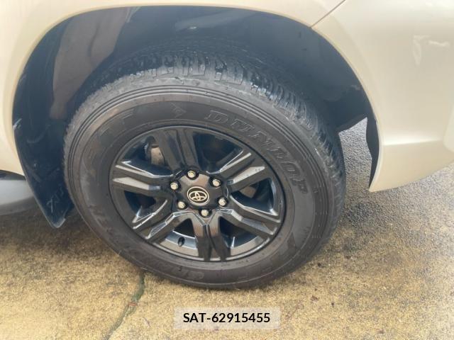 Toyota HILUX TRUCK 2021-04 7962023-6