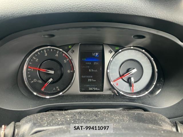 Toyota HILUX TRUCK 2023-10 7962022-16