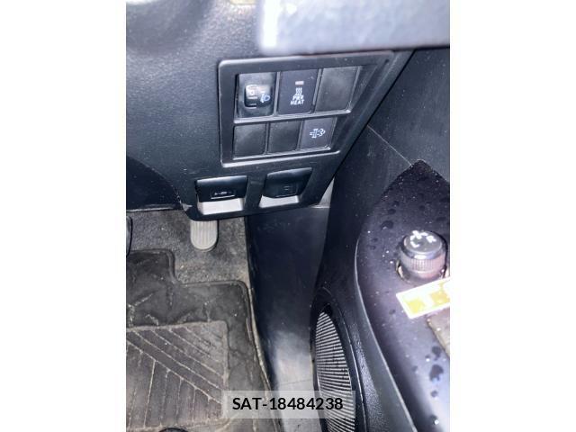 Toyota HILUX TRUCK 2020-02 8074010-12