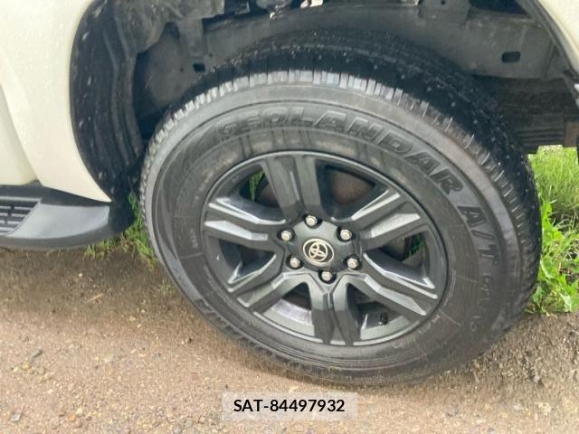 Toyota HILUX TRUCK 2022-07 8074009-7