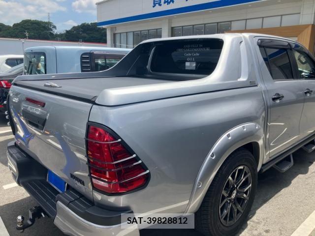 Toyota HILUX TRUCK 2018-12 8074006-2