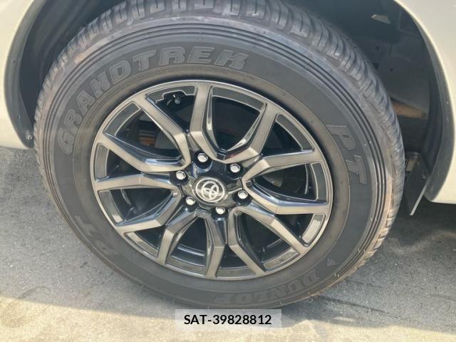 Toyota HILUX TRUCK 2018-12 8074006-5
