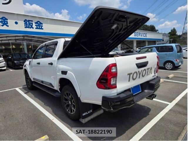 Toyota HILUX TRUCK 2023-06 8074005-1