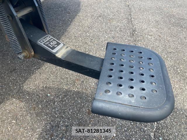 Toyota HILUX TRUCK 2019-05 8099603-9