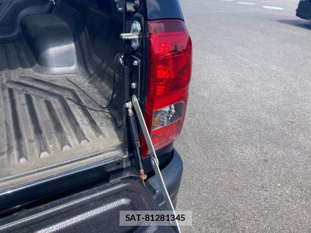 Toyota HILUX TRUCK 2019-05 8099603-11