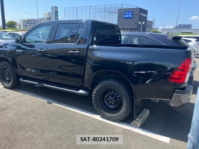 Toyota HILUX TRUCK 2018-03 8099605-1