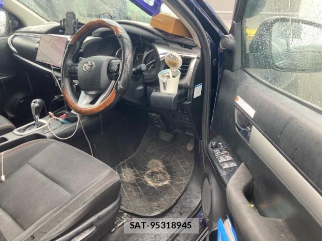 Toyota HILUX TRUCK 2021-06 8099601-11