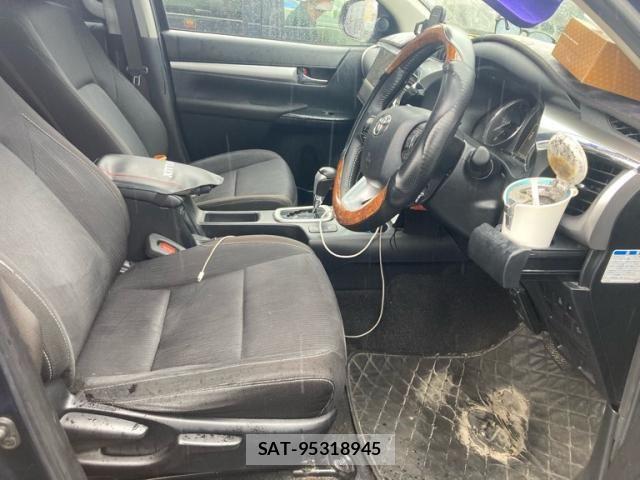 Toyota HILUX TRUCK 2021-06 8099601-12