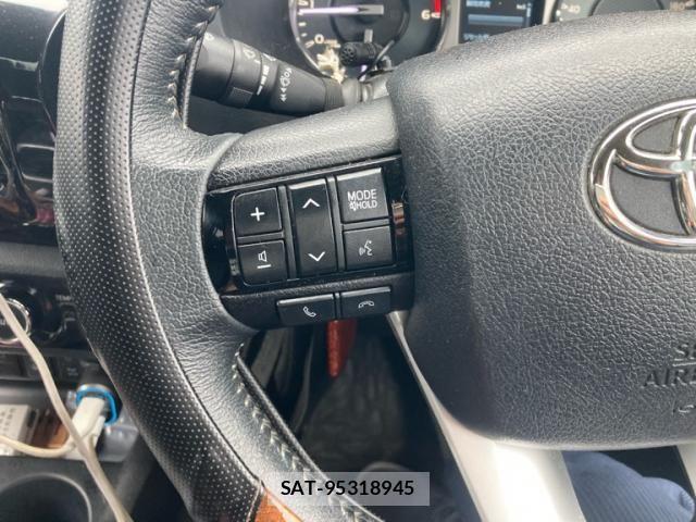 Toyota HILUX TRUCK 2021-06 8099601-17