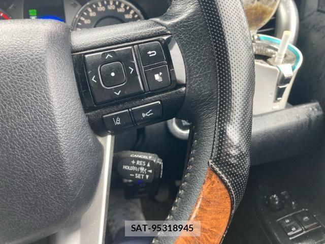Toyota HILUX TRUCK 2021-06 8099601-18