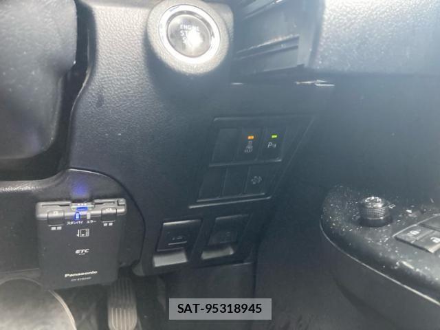Toyota HILUX TRUCK 2021-06 8099601-19