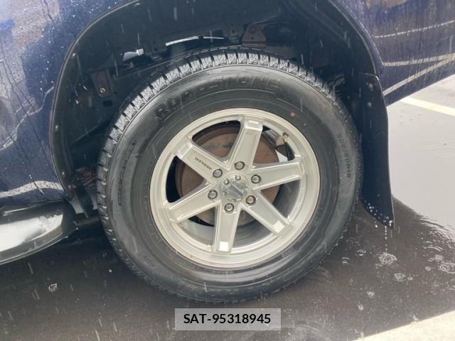 Toyota HILUX TRUCK 2021-06 8099601-8