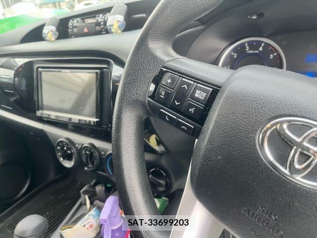 Toyota HILUX TRUCK 2018-12 8099604-10