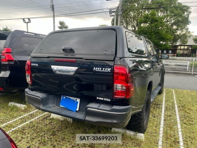 Toyota HILUX TRUCK 2018-12 8099604-6