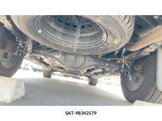 Toyota HILUX TRUCK 2024-05 8099599-6