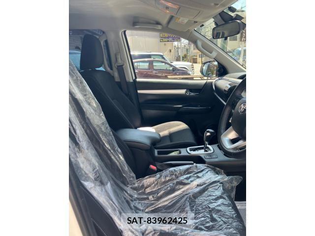 Toyota HILUX TRUCK 2022-02 8130521-11