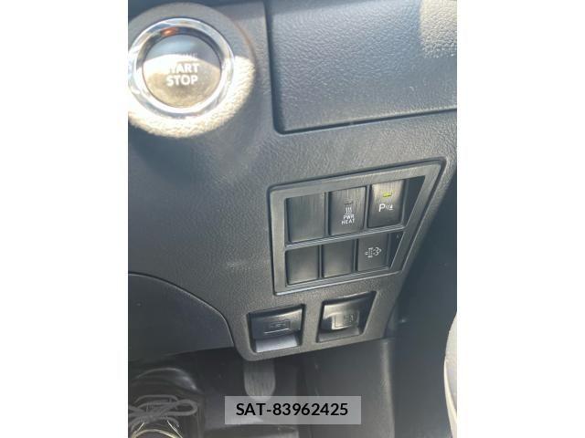 Toyota HILUX TRUCK 2022-02 8130521-14