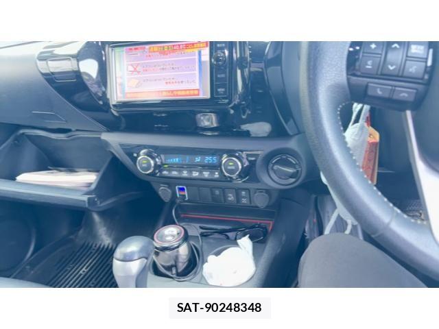 Toyota HILUX TRUCK 2021-01 8158567-21