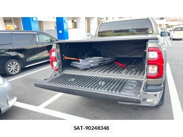 Toyota HILUX TRUCK 2021-01 8158567-25