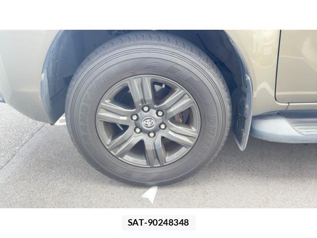 Toyota HILUX TRUCK 2021-01 8158567-6